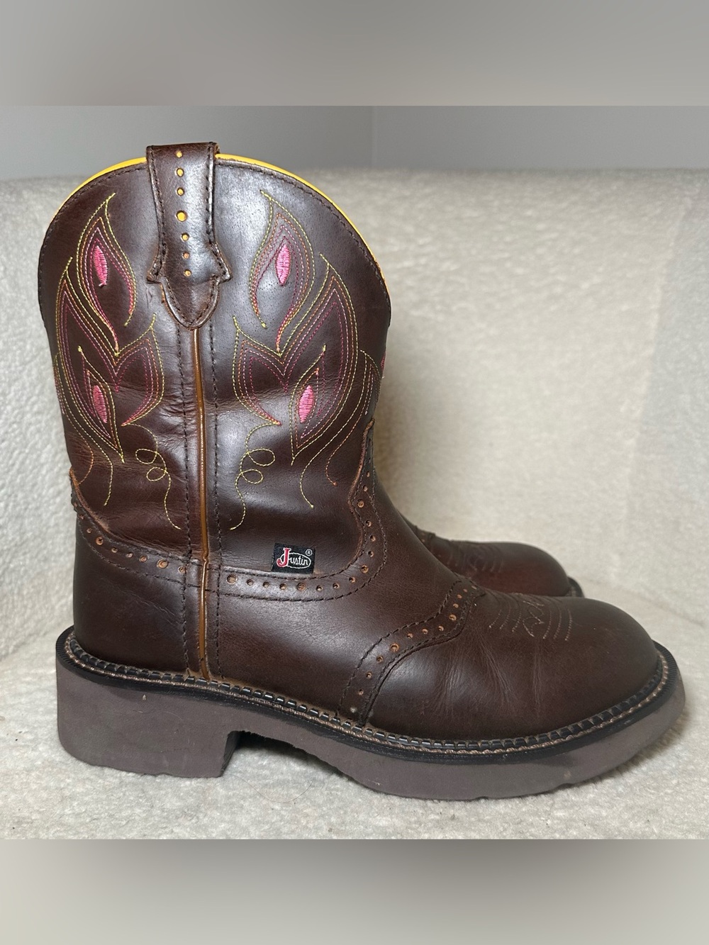 Justin Gypsy Brown Leather Western Cowboy Boots Pink Yellow Floral Embroidered 8